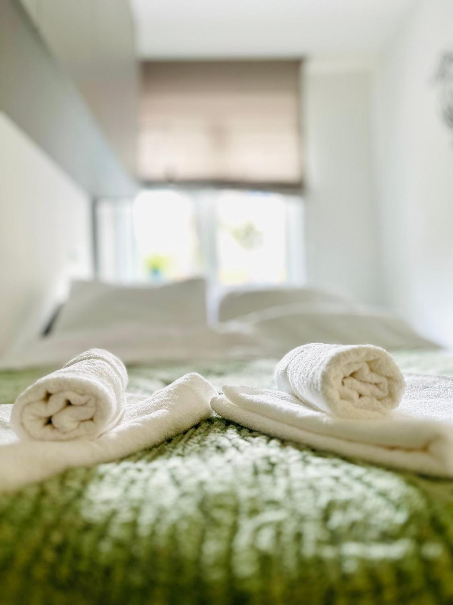 White Centrum 2-bedroom Apartment